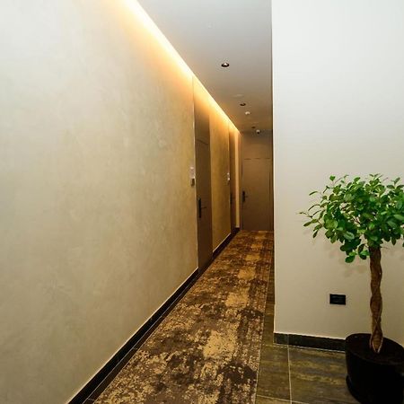 Hotel Zeneli Vlorë Esterno foto